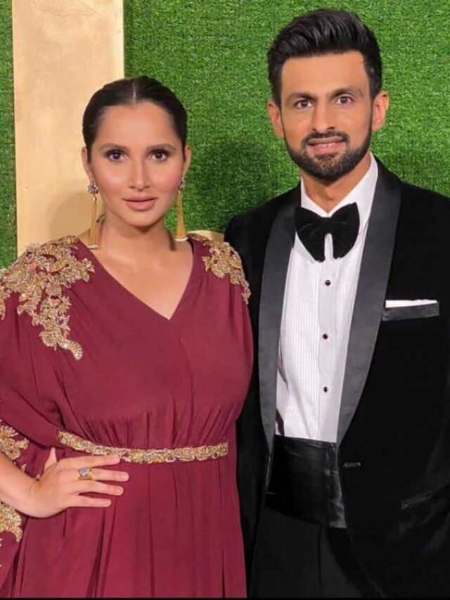 Sania Mirza officially announces her separation from Shoaib Malik.
